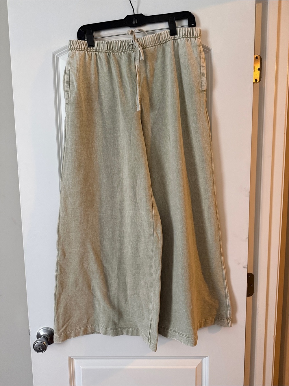 American Eagle Outfitters Wide-Leg Drawstring Pants - Light Sage